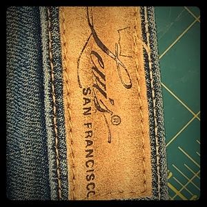 Women’s San Francisco Levi’s